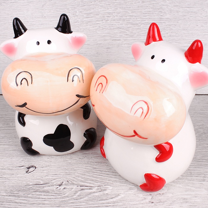 Копилка сувенирная "Коровка" Копилка сувенирная "Коровка"