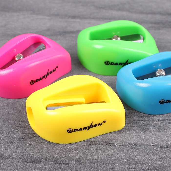 Точилка пластиковая "Darvish" ассорти, в пластиковой банке Точилка пластиковая "Darvish" ассорти, в пластиковой банке