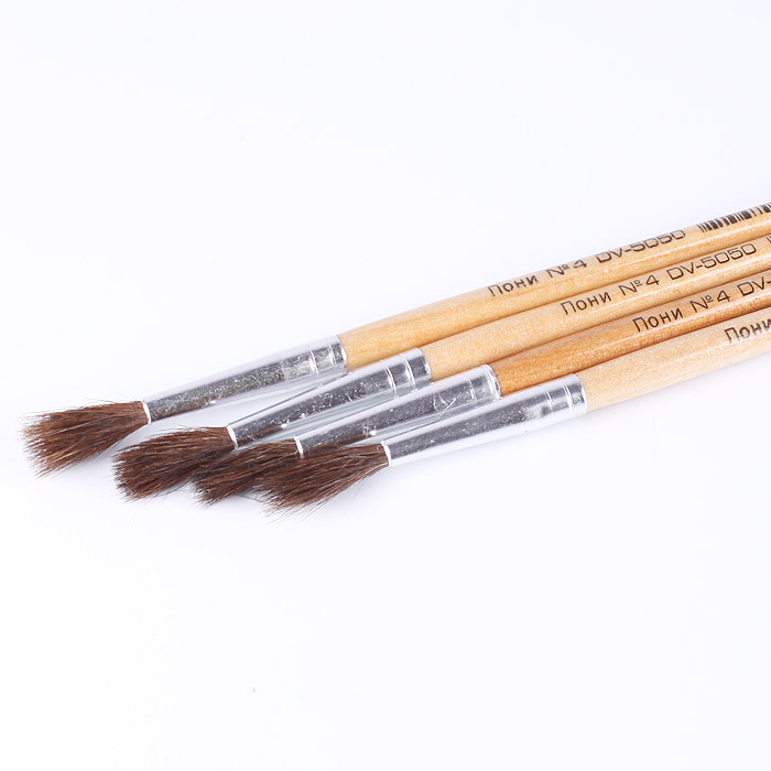 Кисть № 4 пони "Darvish" Кисть № 4 пони "Darvish"