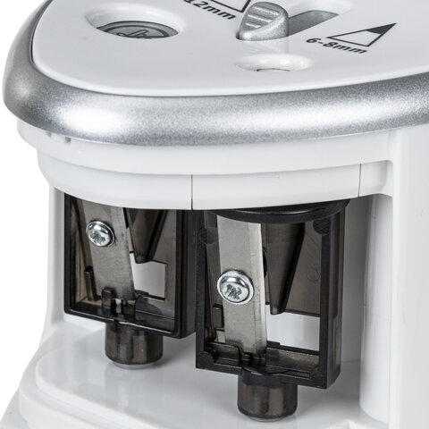 Точилка электрическая BRAUBERG DUAL (для 2 диаметров карандашей!), 4 батарейки