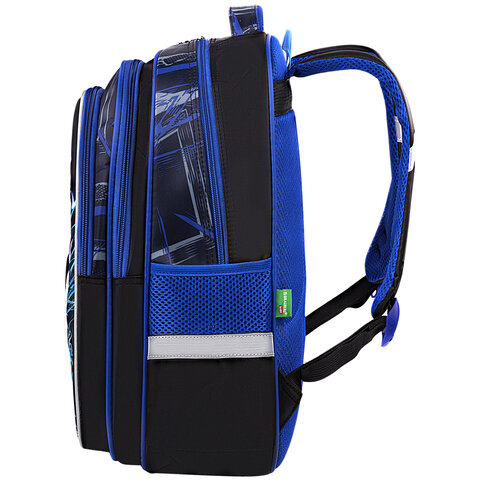 Рюкзак BRAUBERG KIDS FLOSSY, 2 отделения, 3 кармана, "Soccer Club",