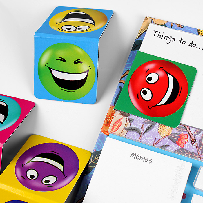 Закладки магнитные "Darvish" (4шт) с европодвесом "смайлик" Закладки магнитные "Darvish" (4шт) с европодвесом "смайлик"