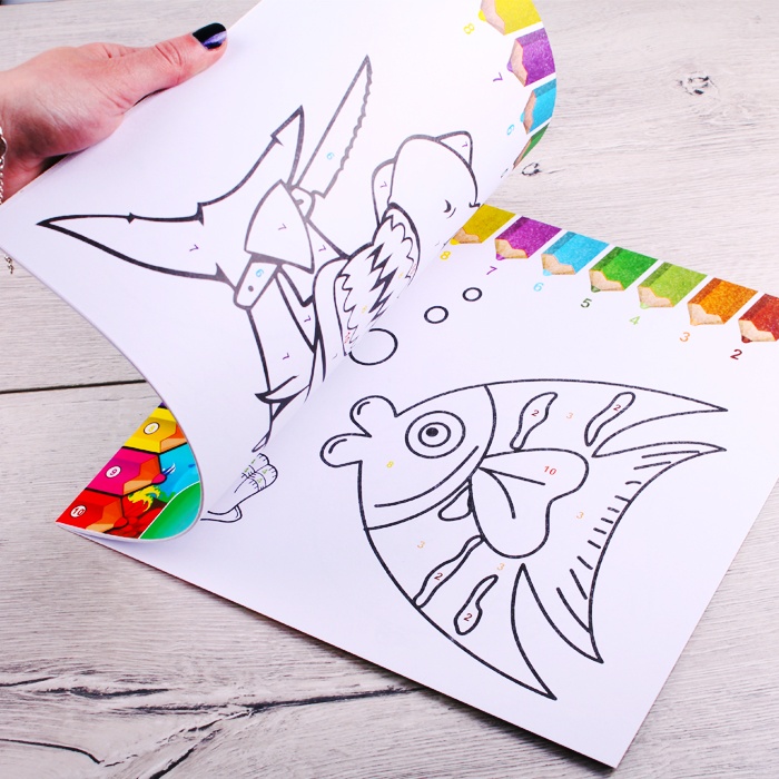 Раскраска-книжка по номерам 28*28см "В аквариуме"