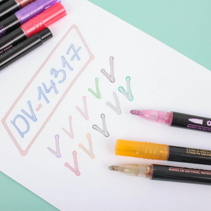 Маркеры акриловые металлизированные 12 штук Маркеры акриловые металлизированные 12 штук