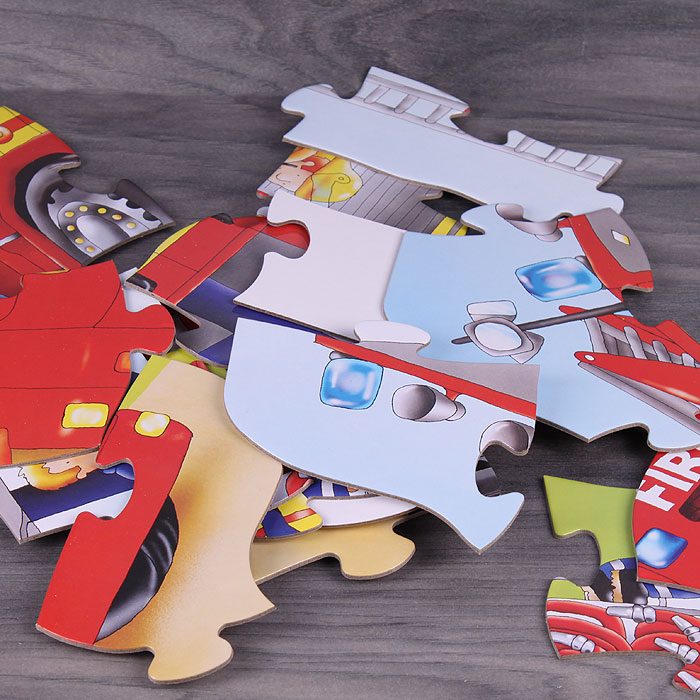 Пазл "Пожарная машина" панно 63*47см. 20 деталей Пазл "Пожарная машина" панно 63*47см. 20 деталей