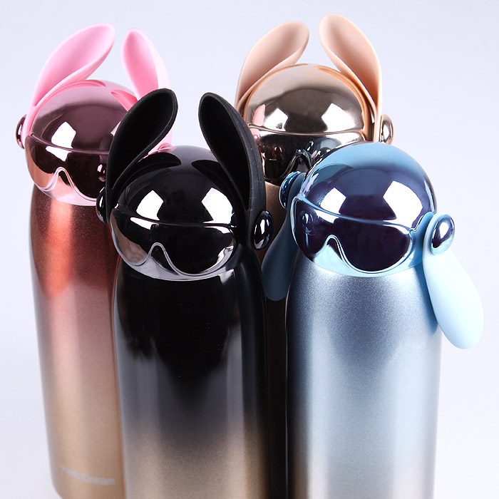 Бутылка для воды 300мл "Ушастик" двухцветная цвет ассорти (4 вида) Бутылка для воды 300мл "Ушастик" двухцветная цвет ассорти (4 вида)