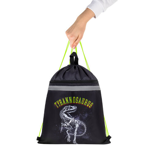 Мешок для обуви BRAUBERG, с петлей, светоотражающая полоса, 2 отделения, 46х36 Мешок для обуви BRAUBERG, с петлей, светоотражающая полоса, 2 отделения, 46х36